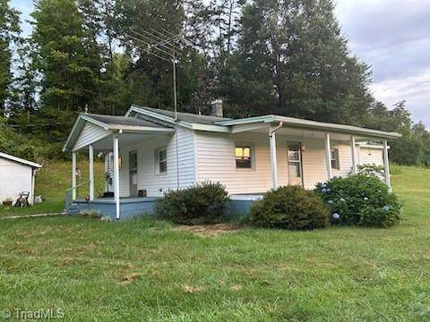 172 Carson Creek Road - Photo 1