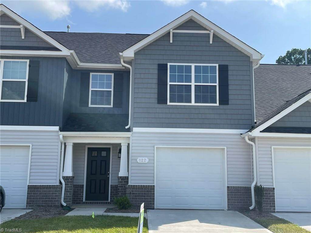 122 Tallwood Drive - Photo 1