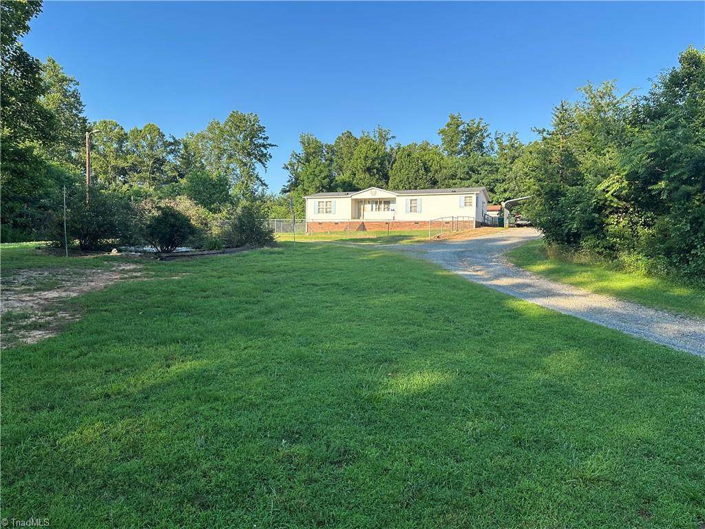 1130 Sandy Lane - Photo 1