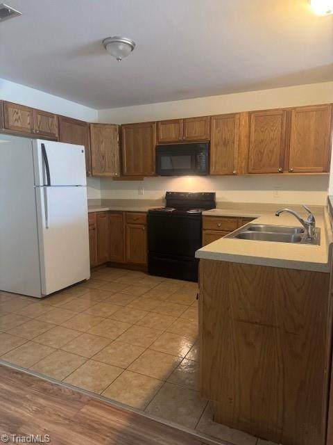 916 Avon Avenue - Photo 1