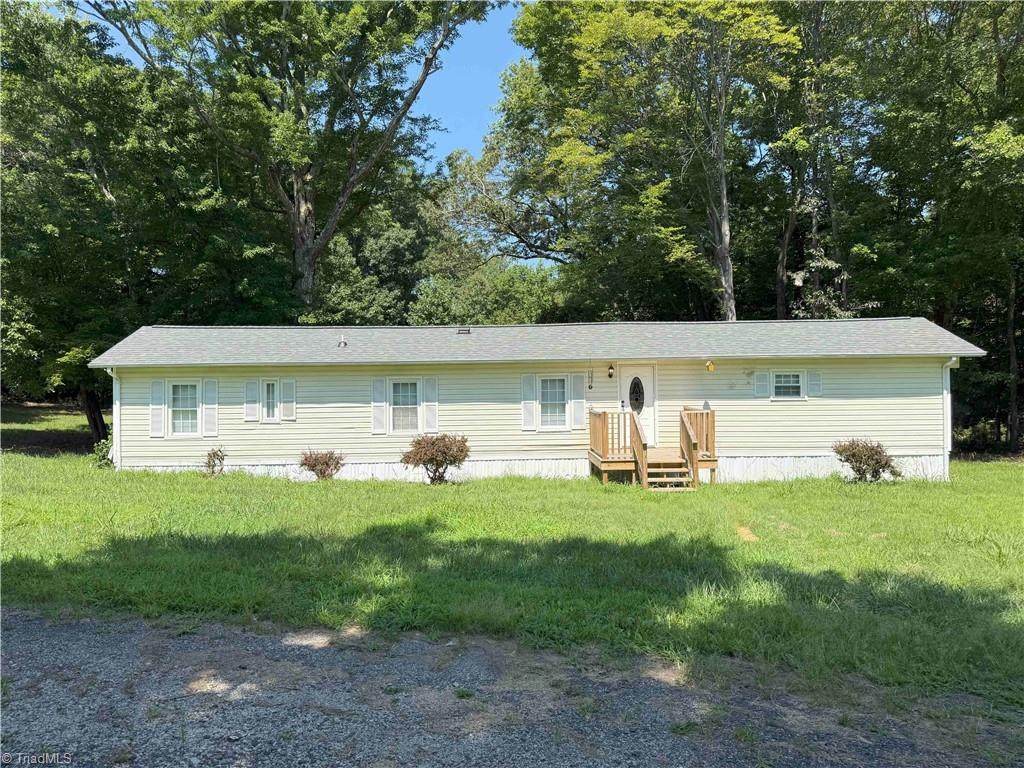 1835 Mount Carmel Church Road - Photo 1