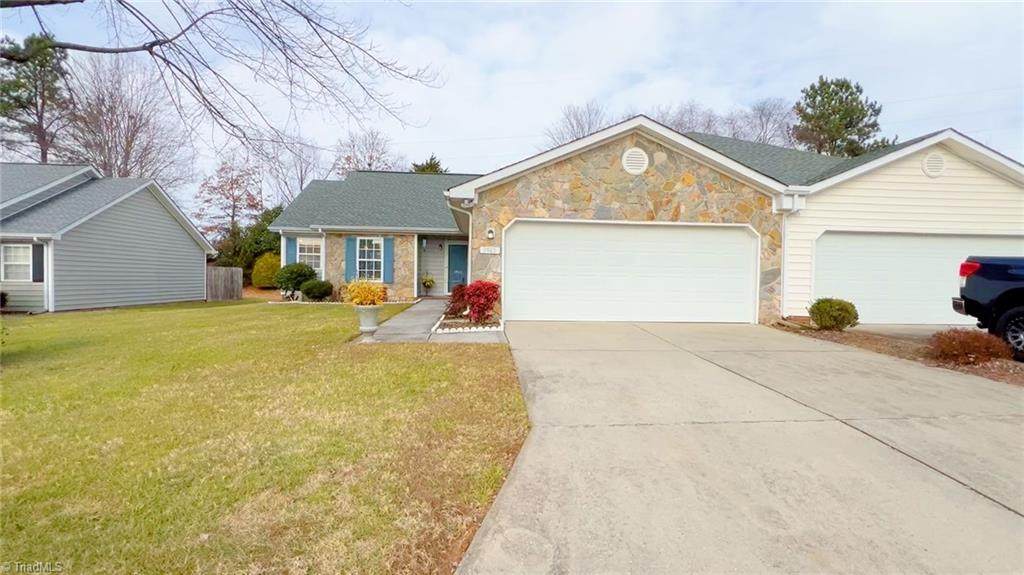 3963 Cobblestone Bend Drive - Photo 1