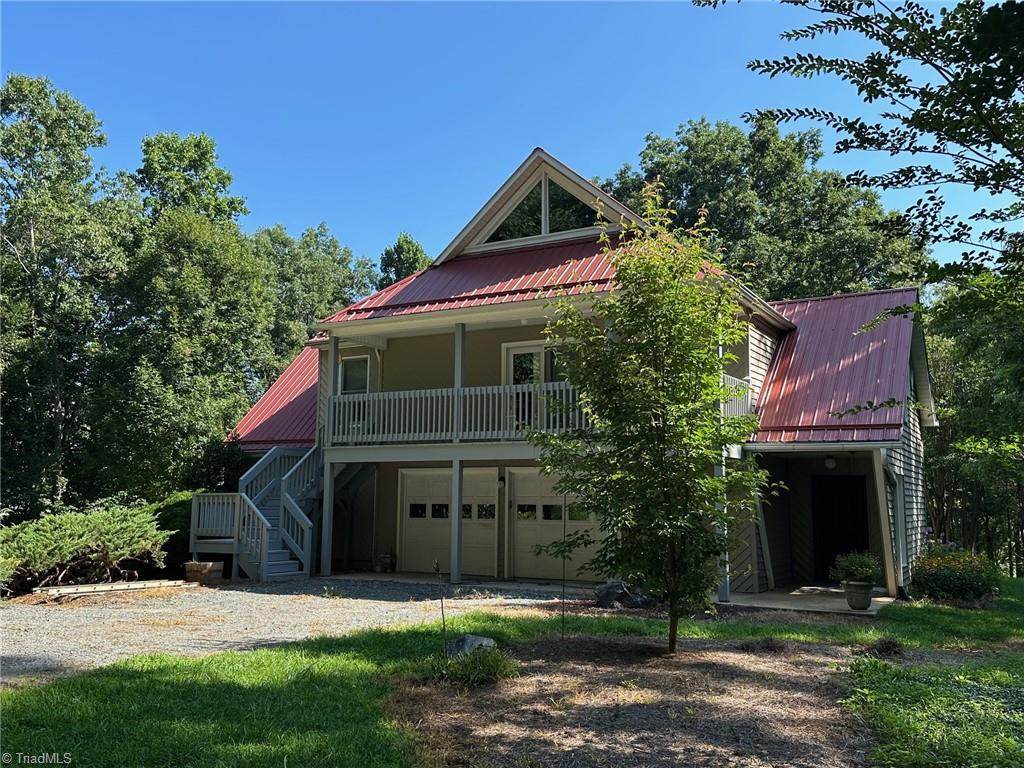 160 Twin Knoll Lane - Photo 1