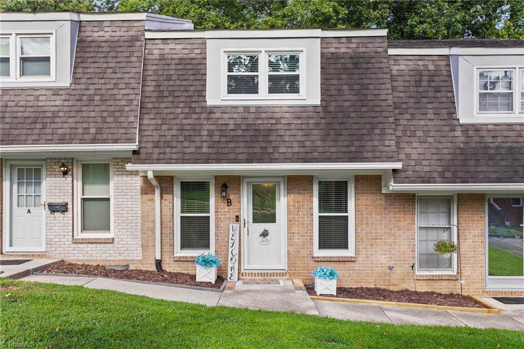 1005 Robin Hood Road - Photo 1