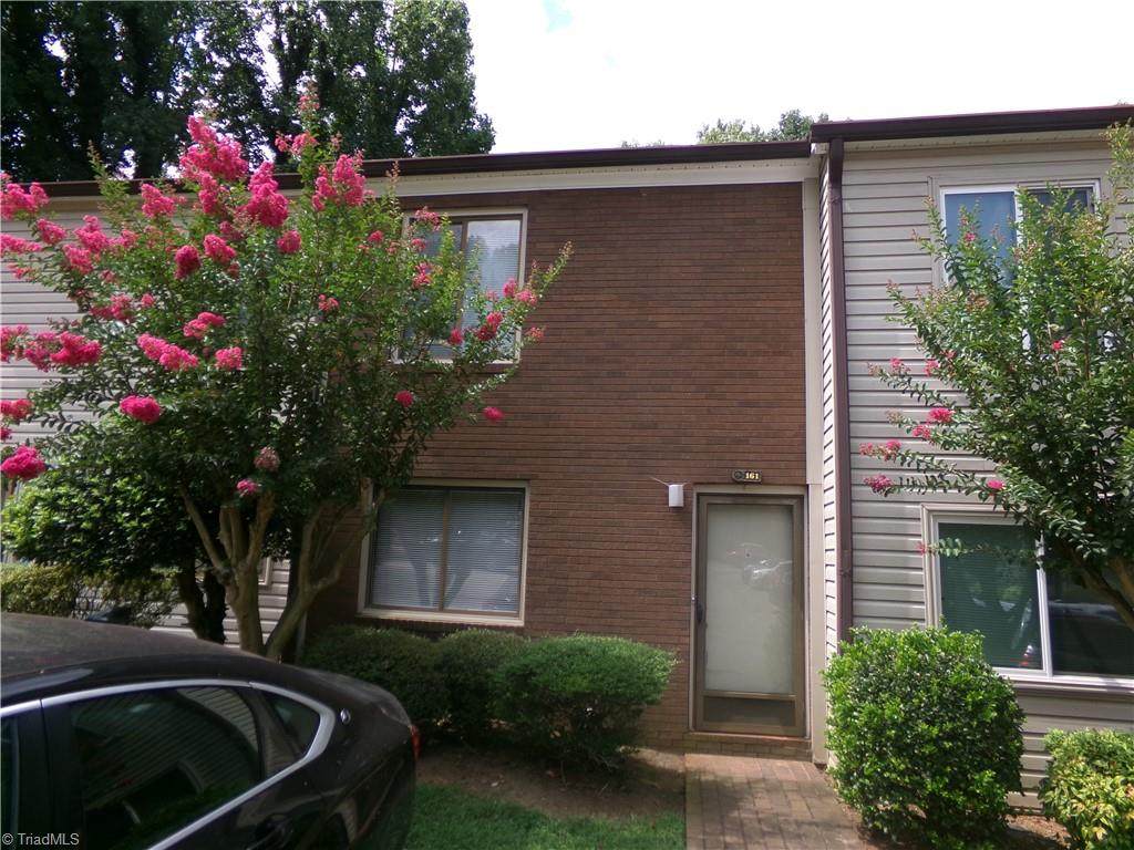 161 Forest View Drive - Photo 1