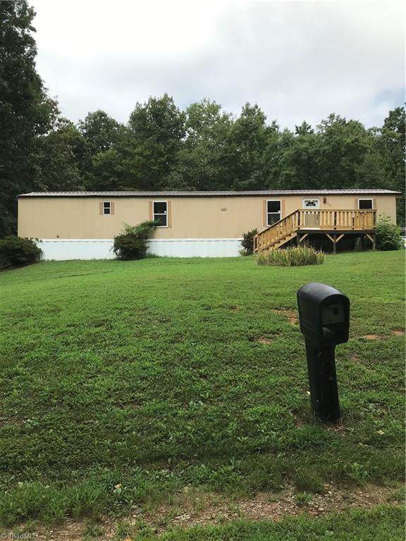 366 Sherwood Drive - Photo 1