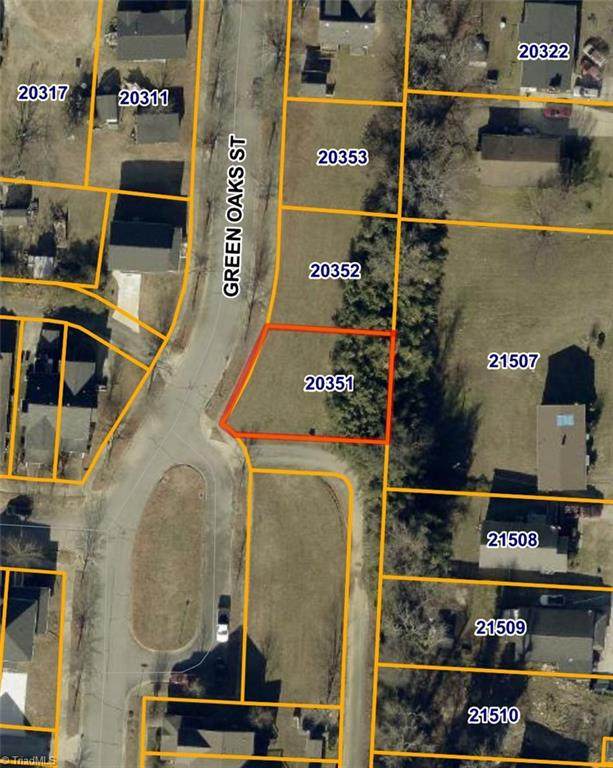 707 Green Oaks Street - Photo 1