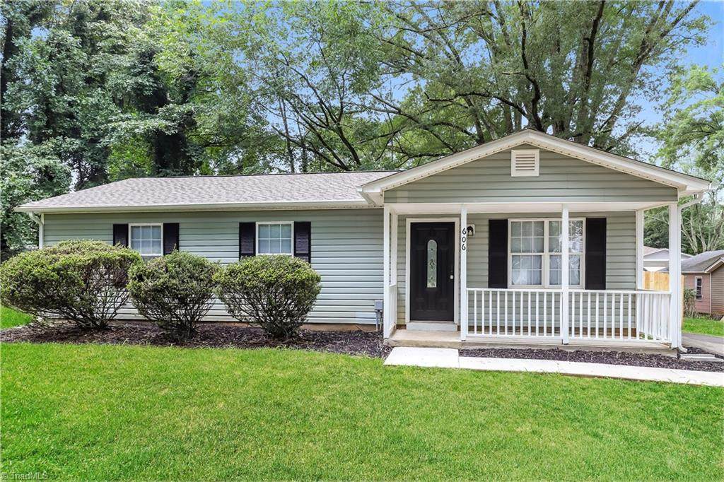 606 Voss Street - Photo 1
