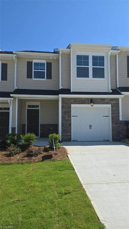 1372 Amberview Lane - Photo 1