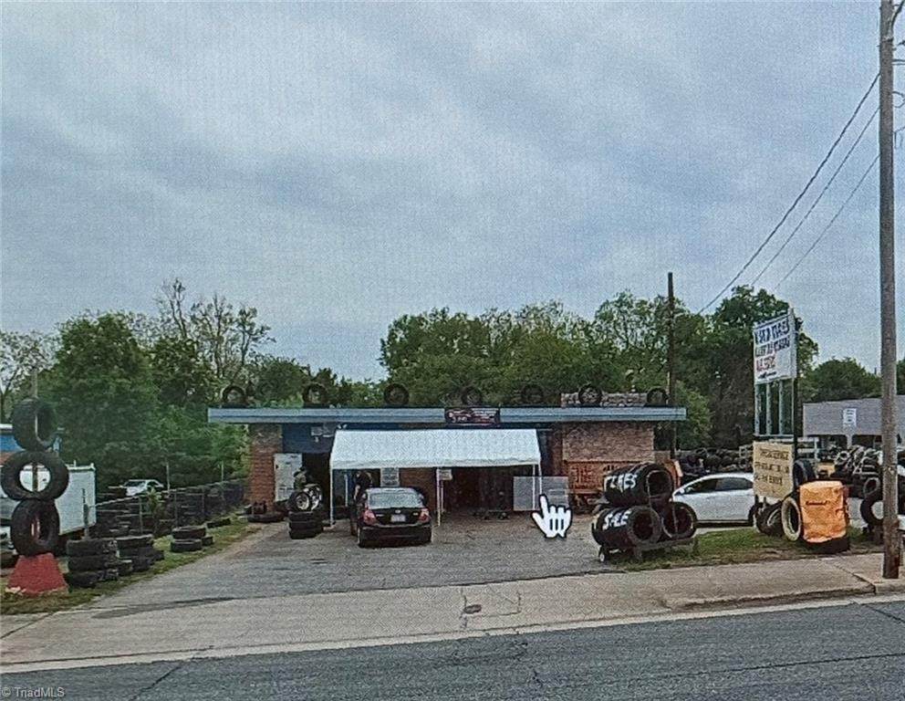 1222 Main Street - Photo 1