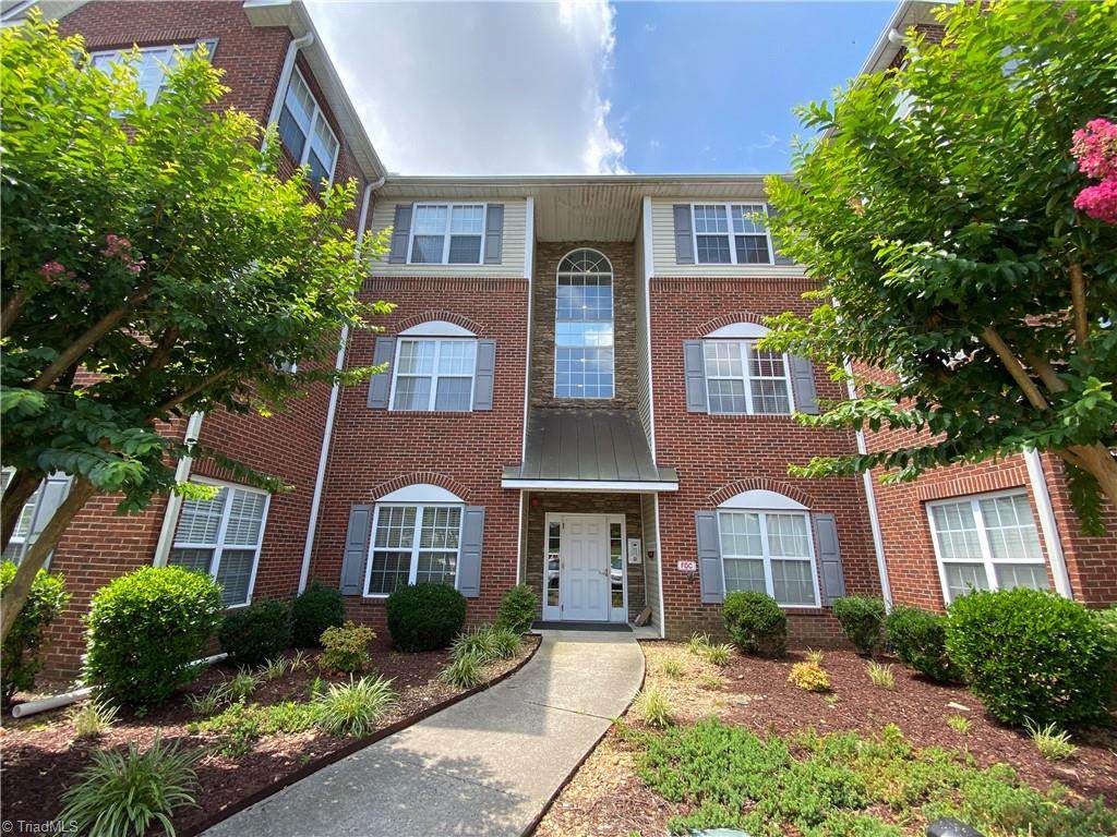 6981 Hanesbrook Circle - Photo 1