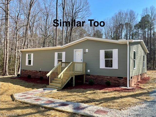 484 Avenue K - Photo 1