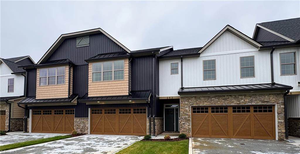 252 Lewisville Clemmons Road - Photo 1