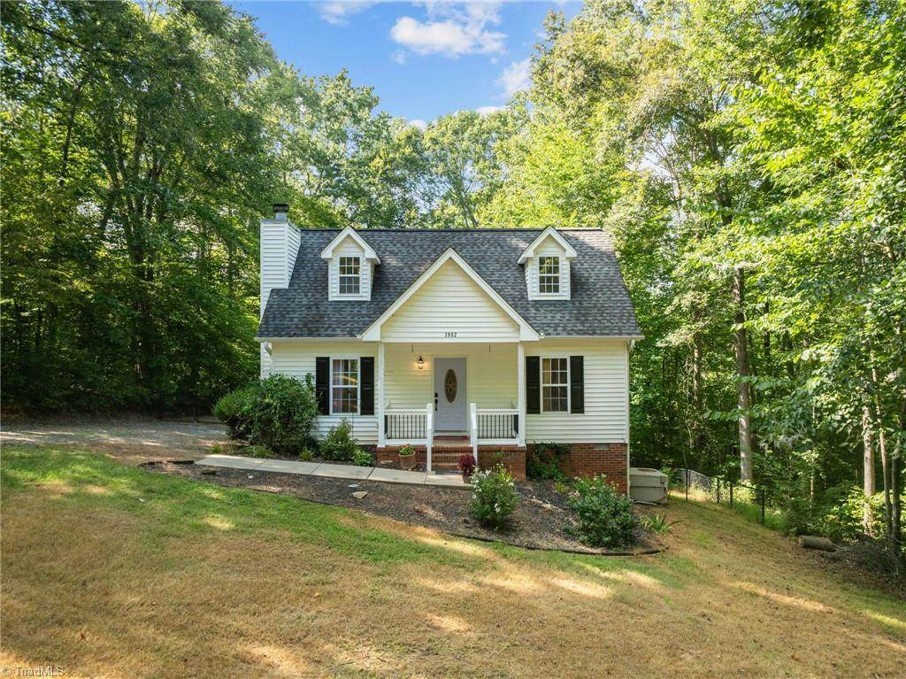 3902 Chucks Court - Photo 1