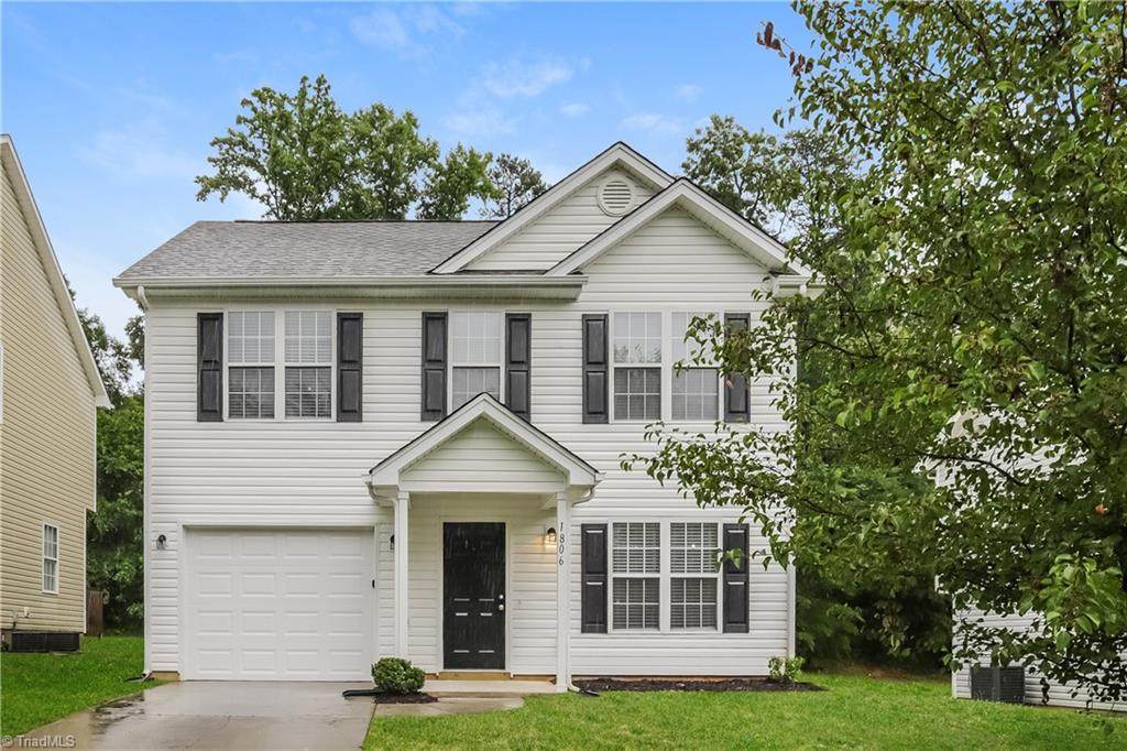 1806 Savannas Run Drive - Photo 1