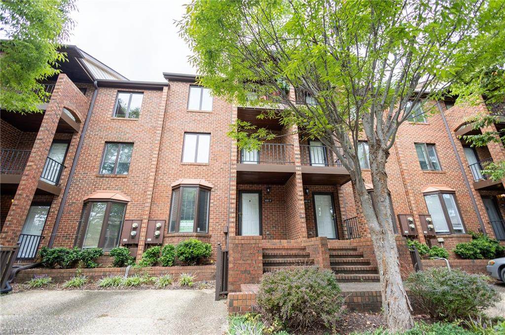 102 Wafco Lane - Photo 1