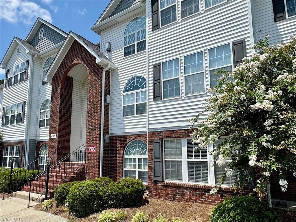 4285 Cedarcroft Court - Photo 1