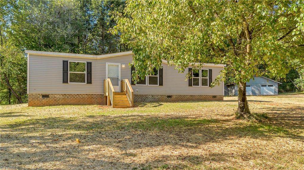 324 Center Lane - Photo 1