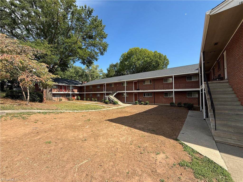 1610 Northwest Boulevard - Photo 1