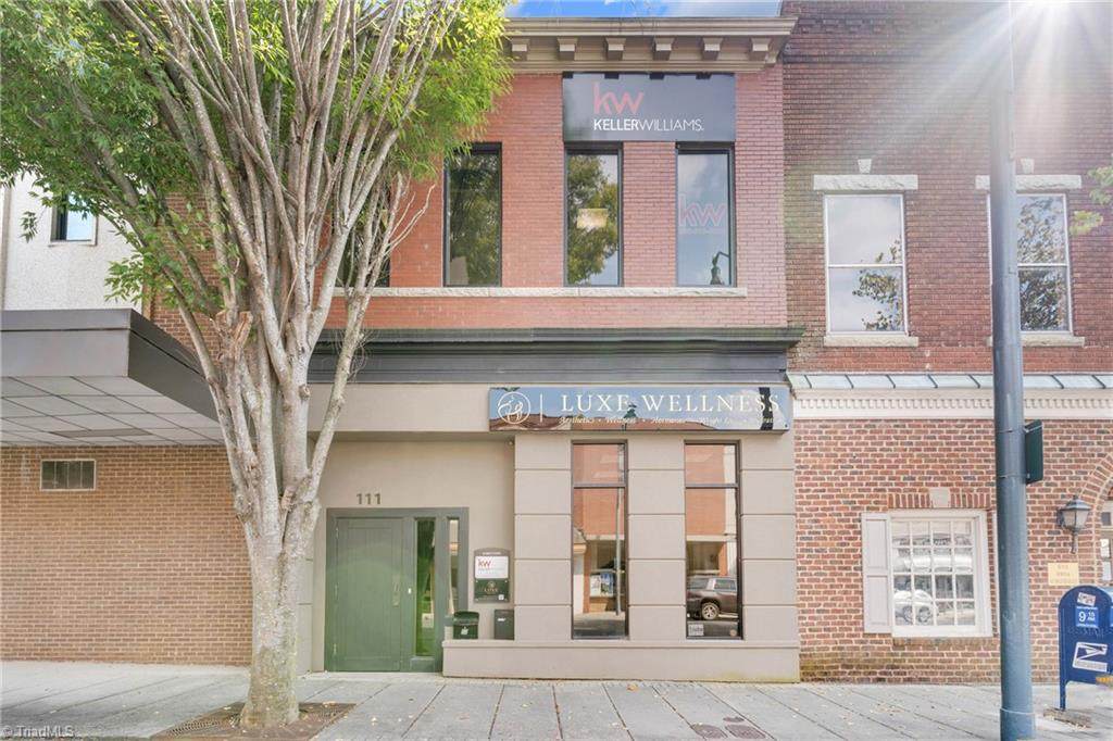 111 Sunset Avenue - Photo 1