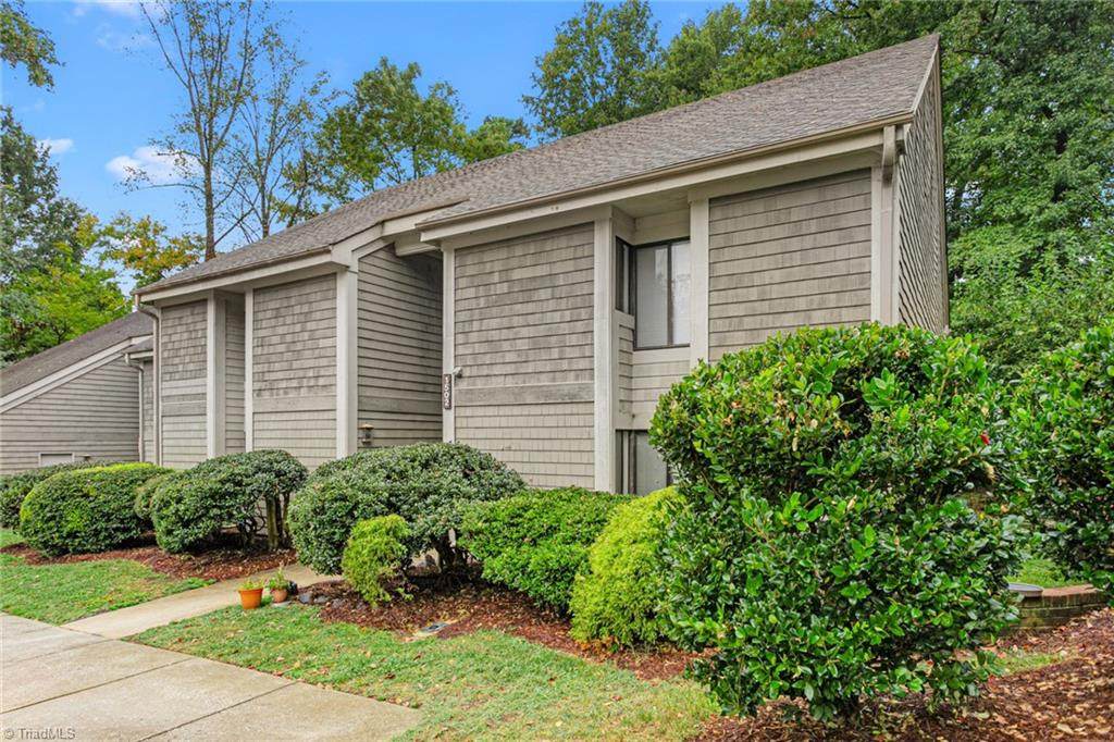 1502 Benjamin Parkway - Photo 1