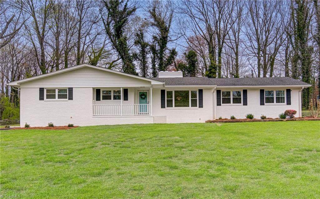 1145 Twin Oak Drive - Photo 1