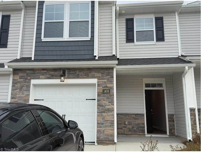 1408 Amberview Lane - Photo 1