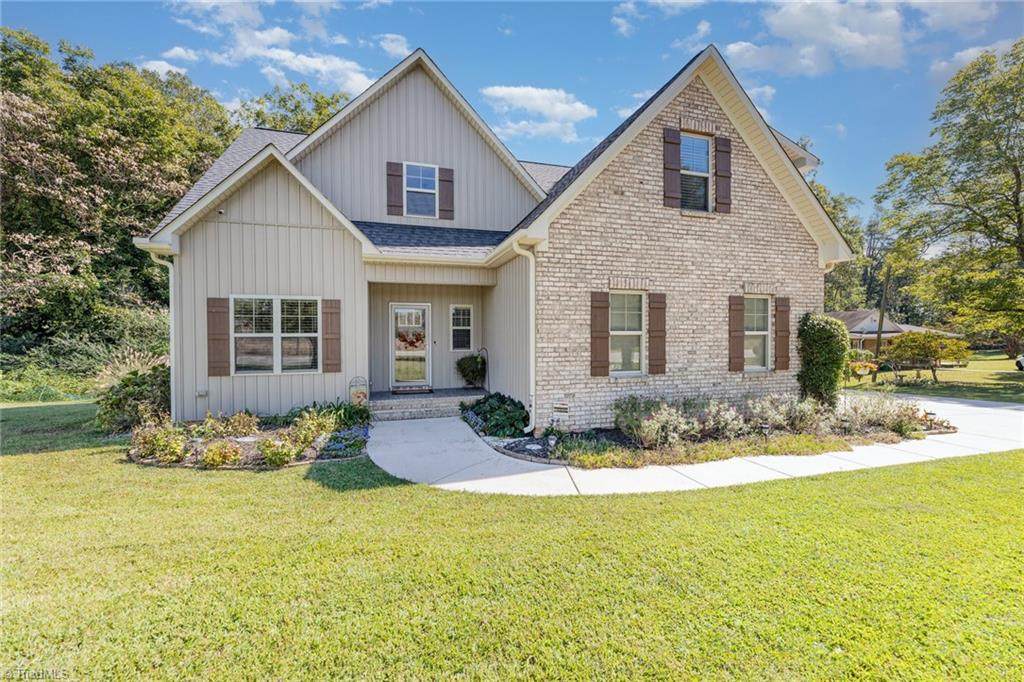 5560 Sullivantown Road - Photo 1