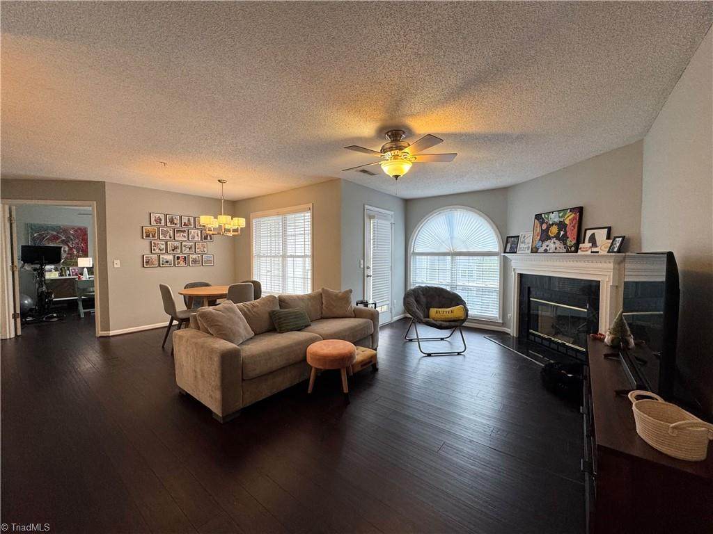 421 Rivertree Lane - Photo 1