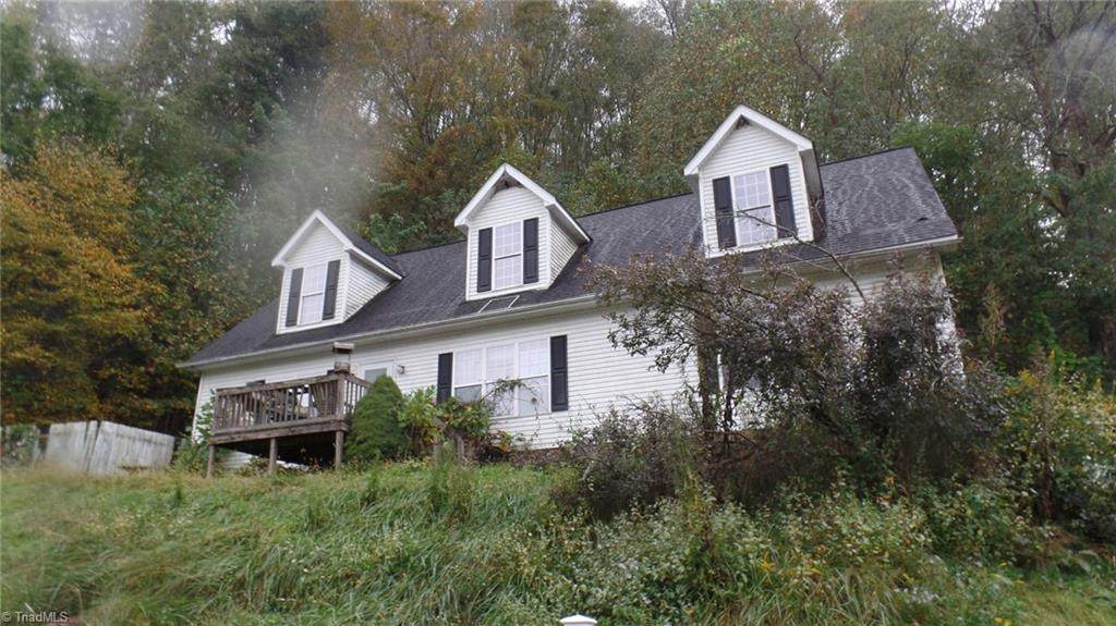1073 Ed Little Road - Photo 1