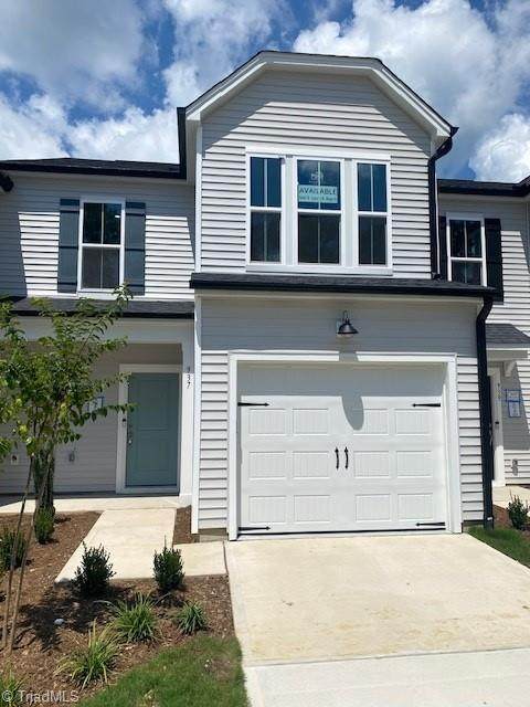 937 Poets Walk Road - Photo 1