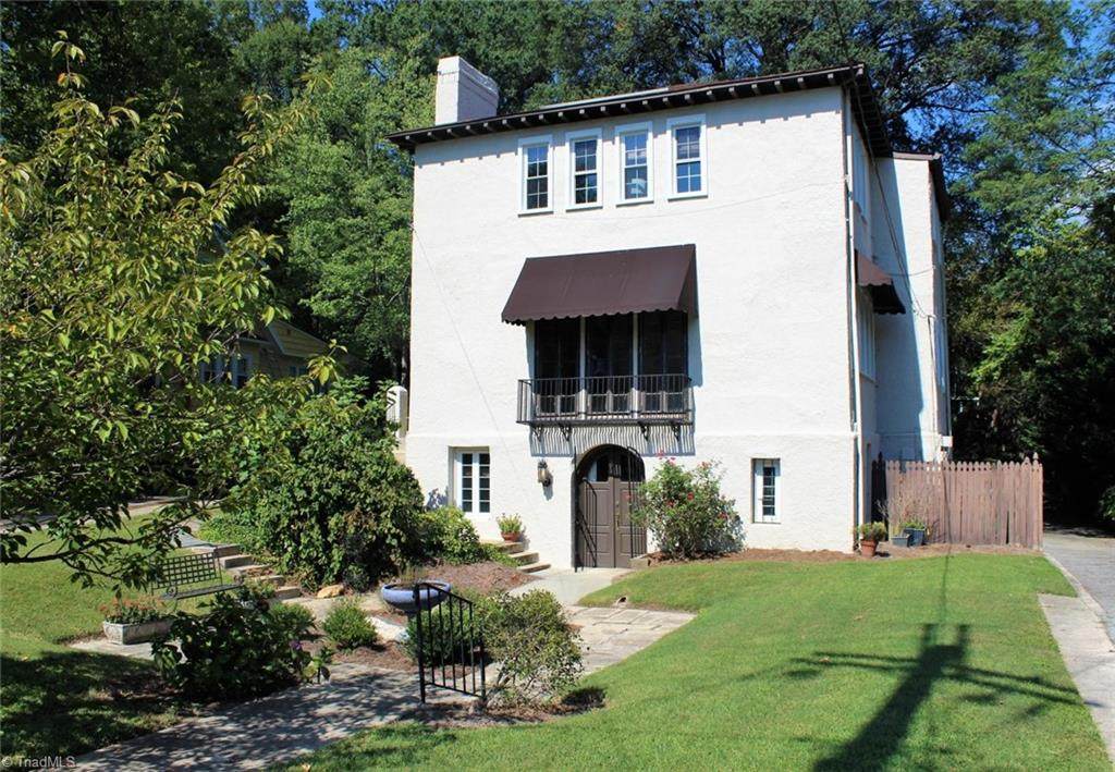 408 Parkway Avenue - Photo 1