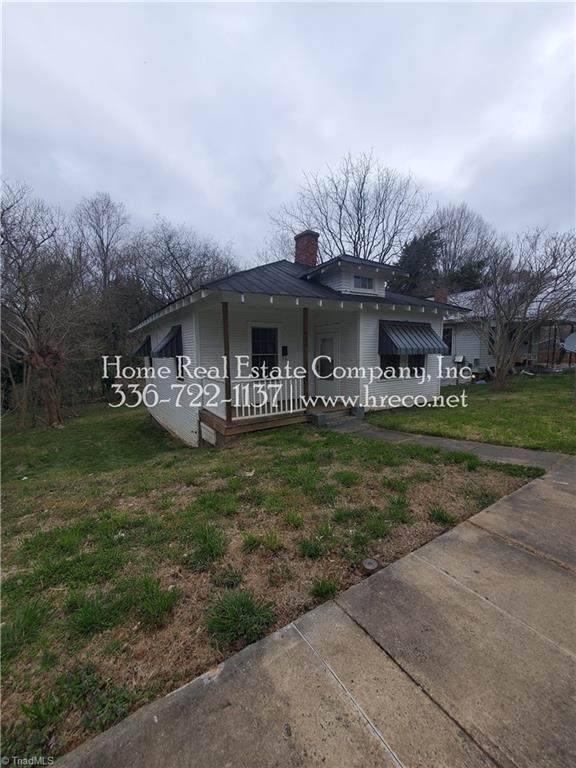 920 Jackson Avenue - Photo 1