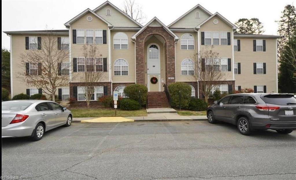 434 Ivy Glen Drive - Photo 1