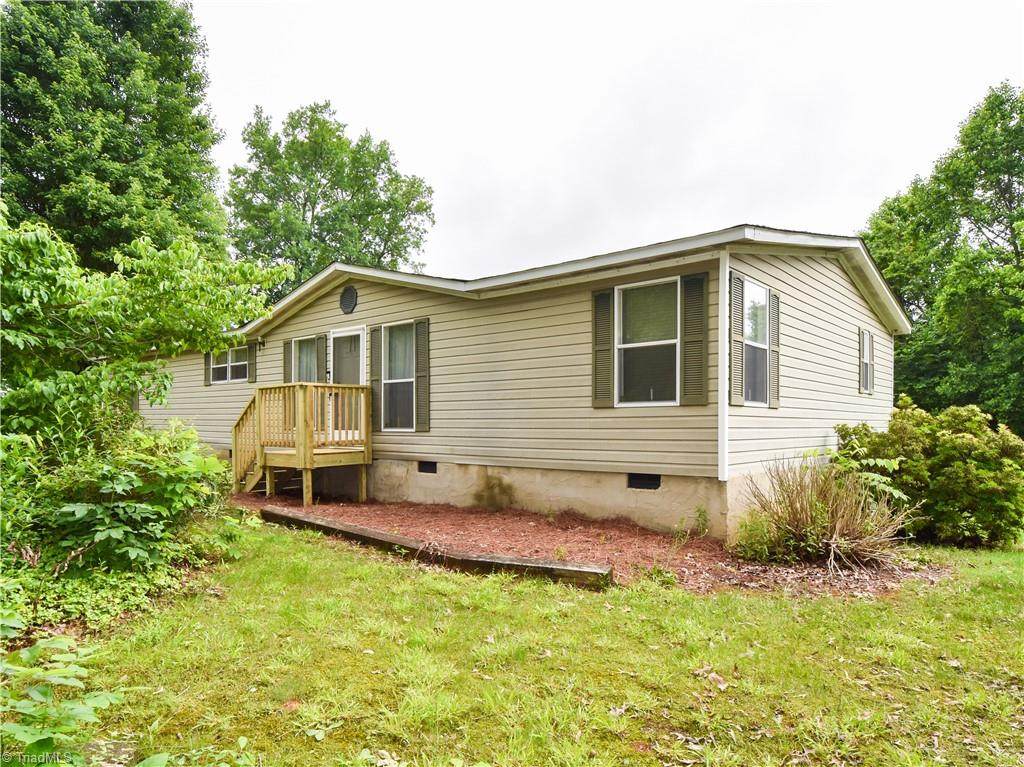 1985 Griffin Road - Photo 1