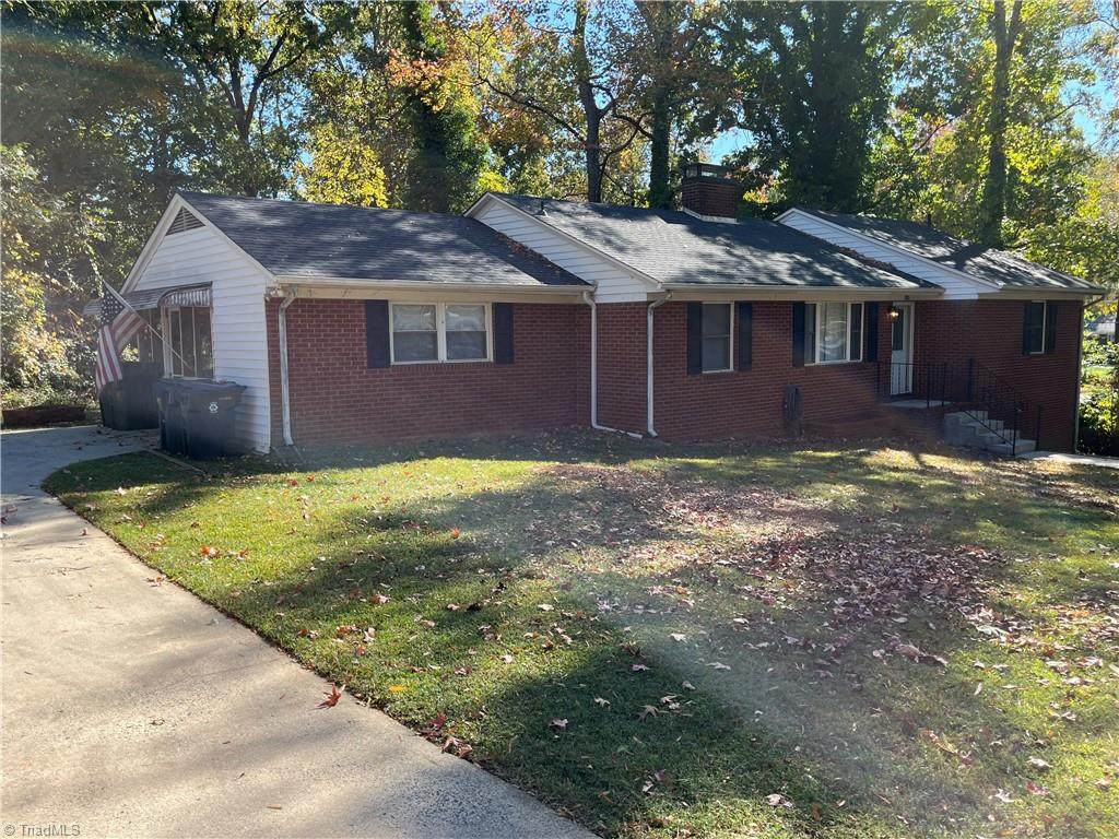 105 Glenwood Drive - Photo 1