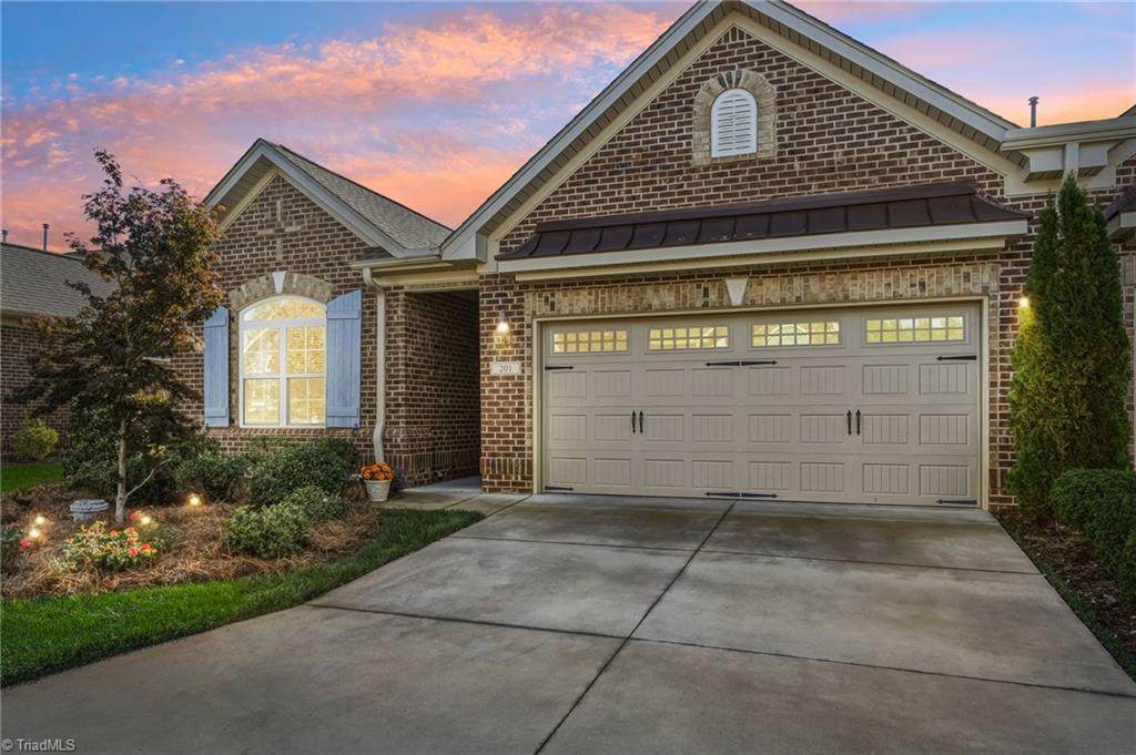 201 Watchtower Court - Photo 1