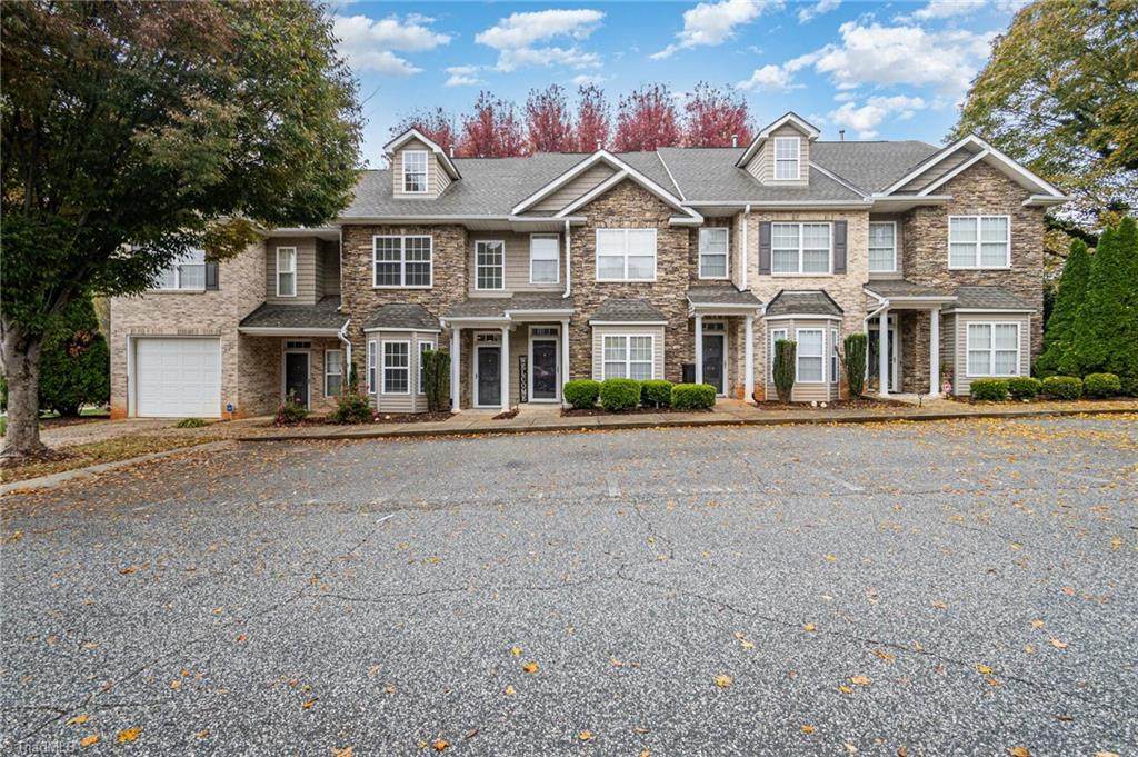 660 Friendway Road - Photo 1