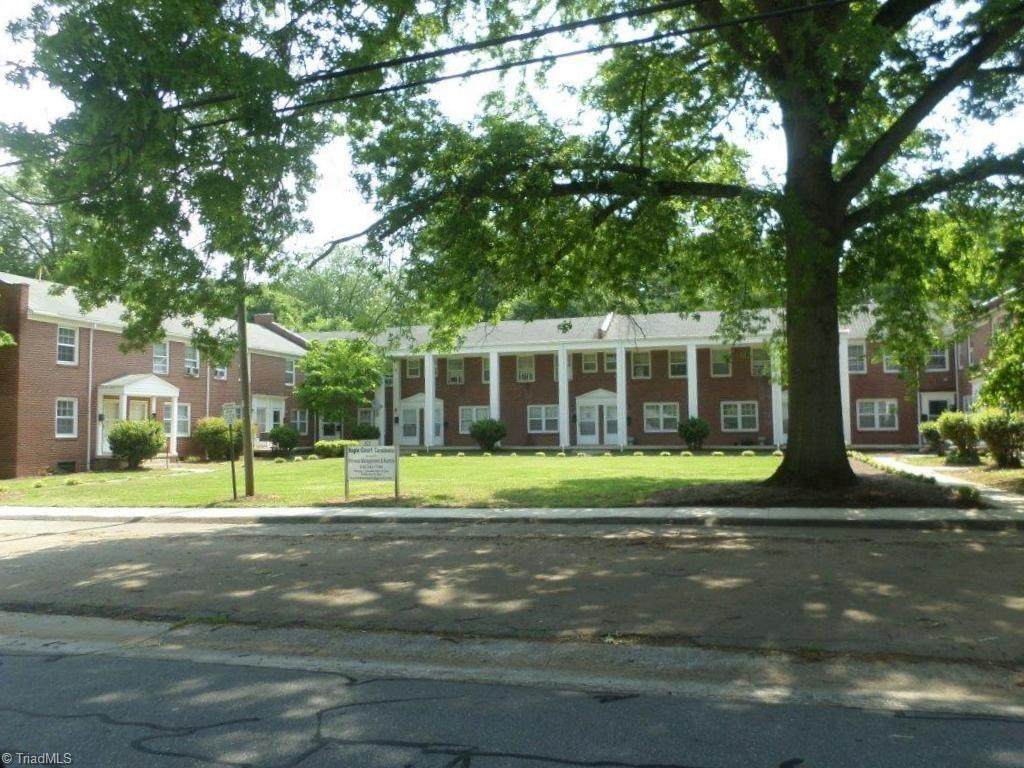 611 Maple Avenue - Photo 1