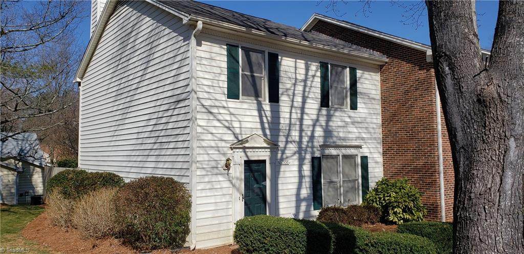 2538 Cottage Place - Photo 1