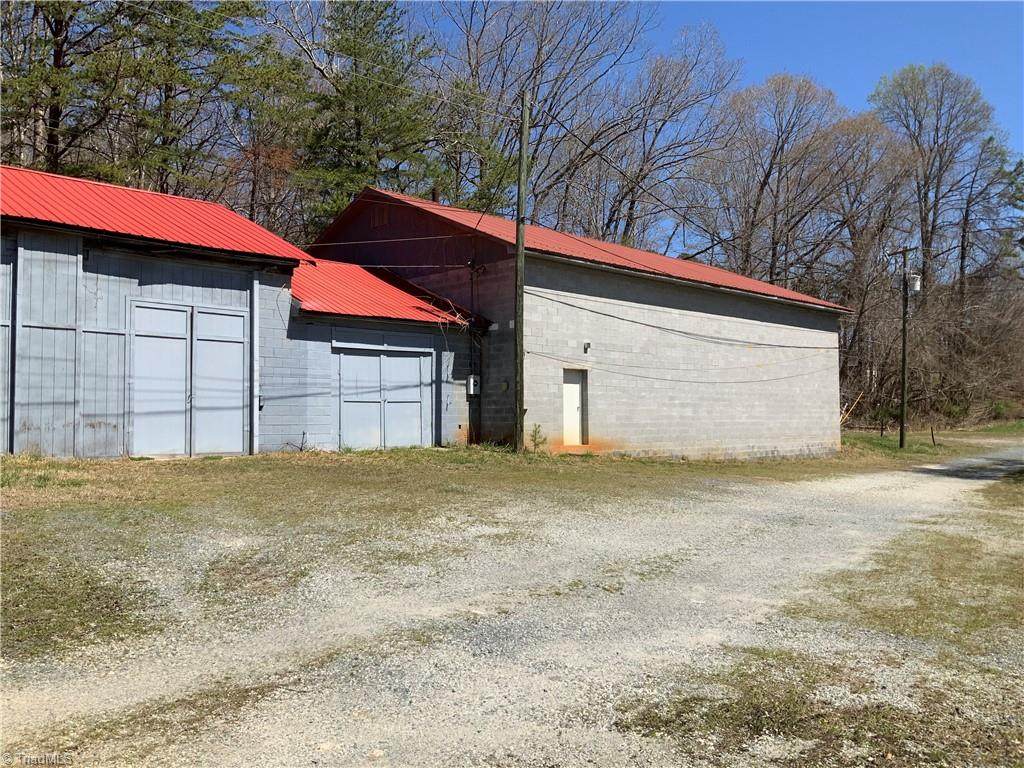 1631 Worthville Road - Photo 1