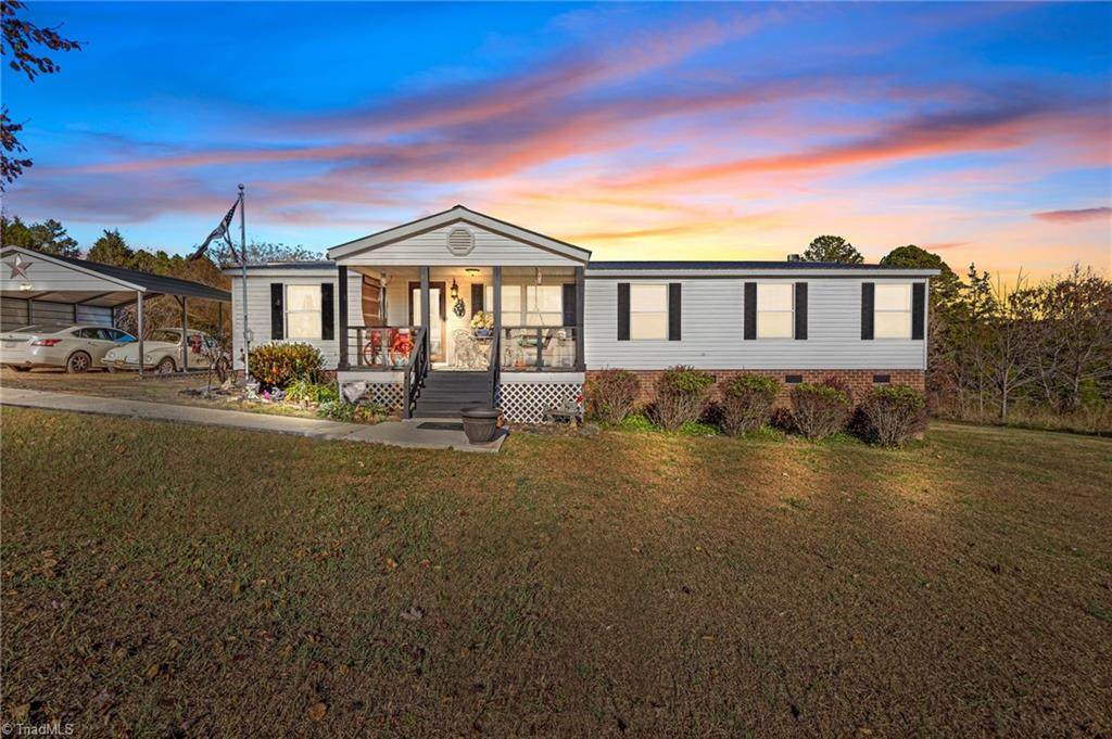 1107 Plantation Way - Photo 1