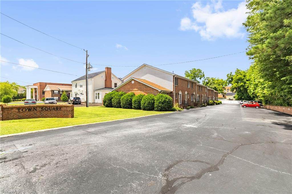 612 Sunset Avenue - Photo 1