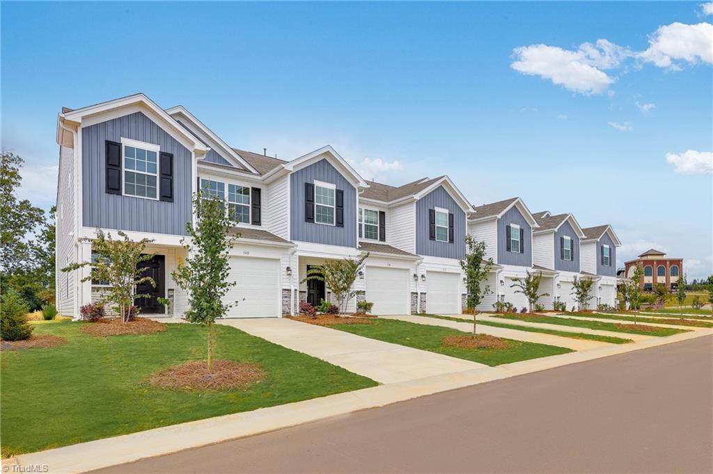 172 Plumtree Court - Photo 1