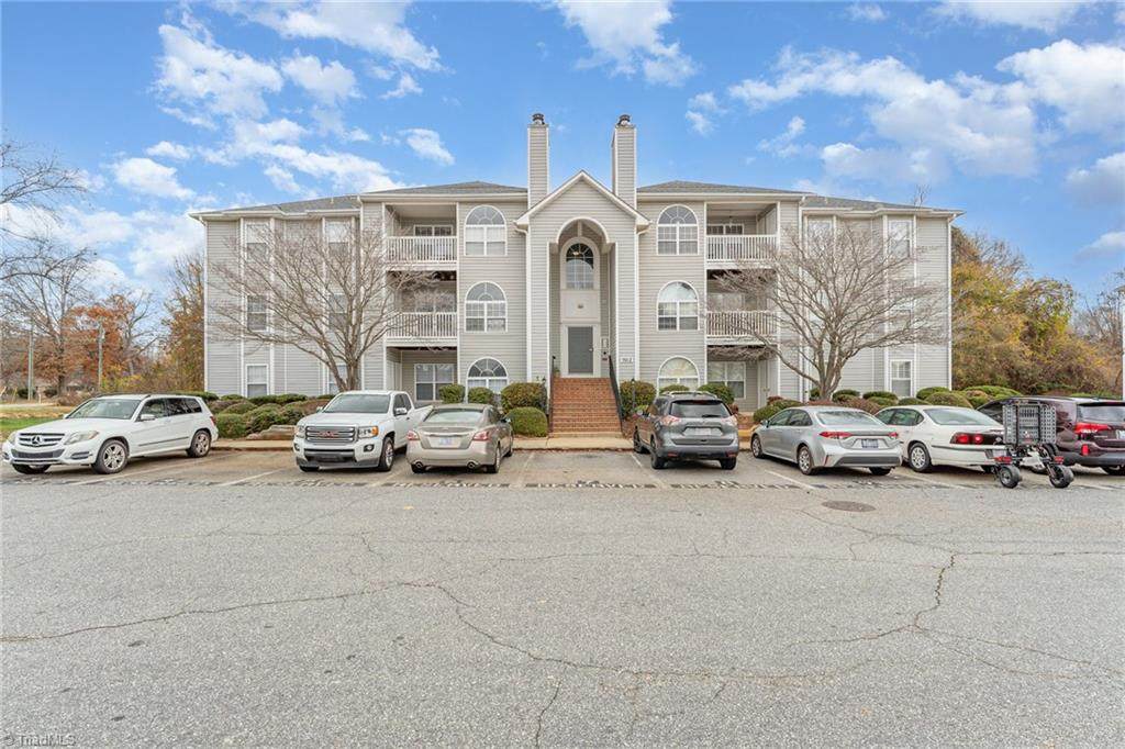 5012 Lawndale Drive - Photo 1