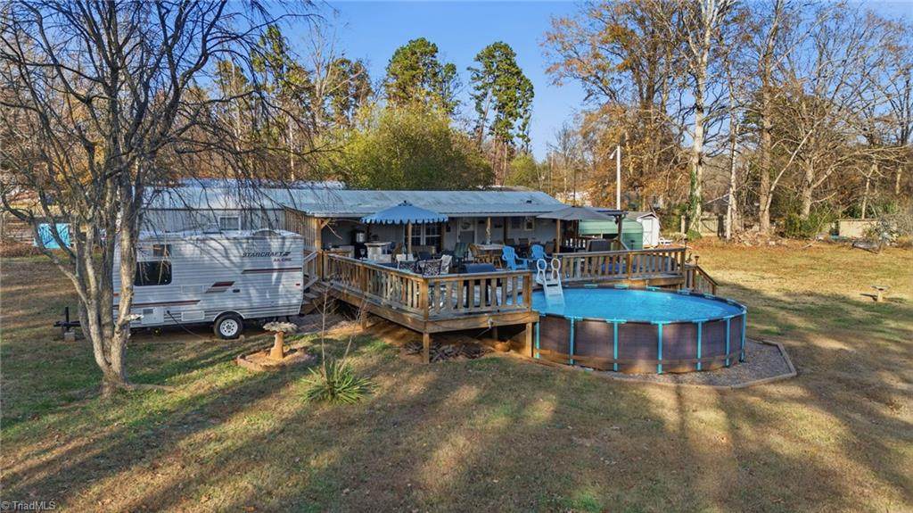 135 Alan Adale Court - Photo 1