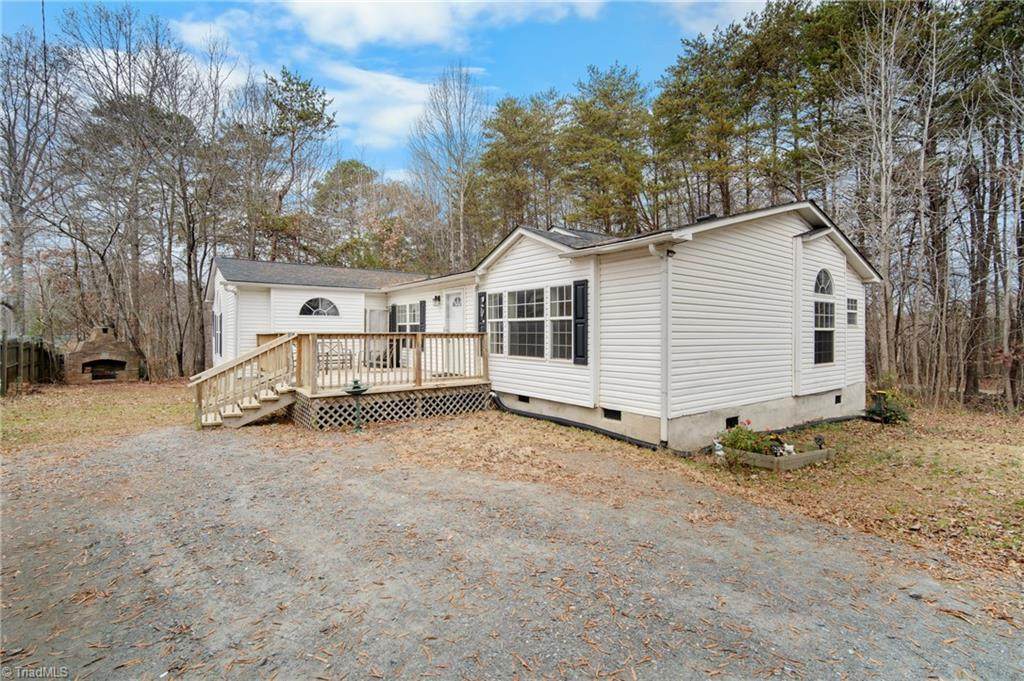 147 Camellia Lane - Photo 1