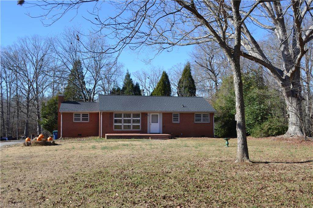 812 Dan Valley Road - Photo 1
