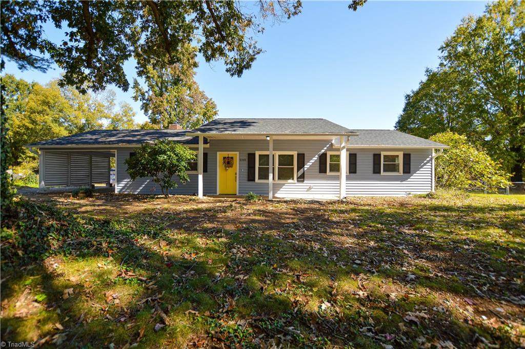 5385 Macy Grove Road - Photo 1