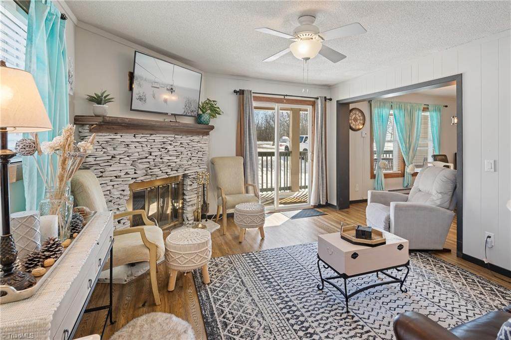 301 Pinnacle Inn Road - Photo 1